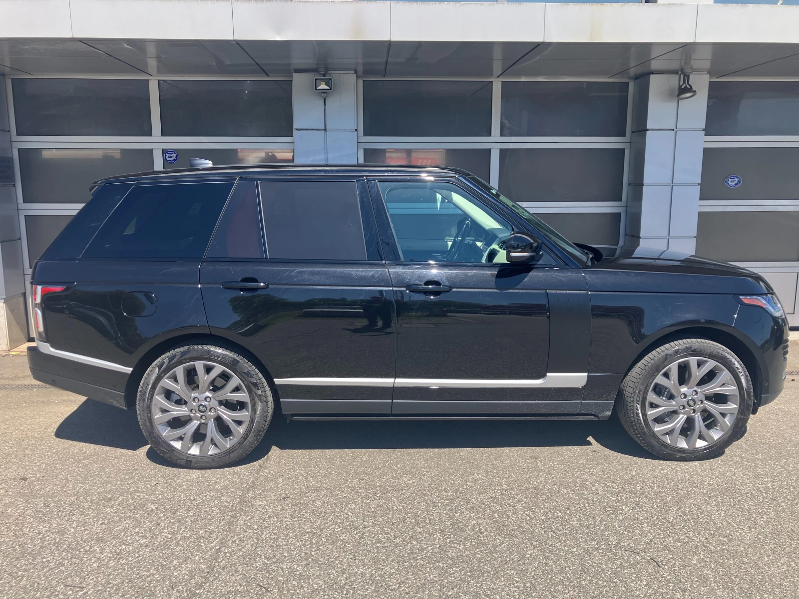 Land Rover Range rover P400 HSE Full, снимка 6 - Автомобили и джипове - 54912020