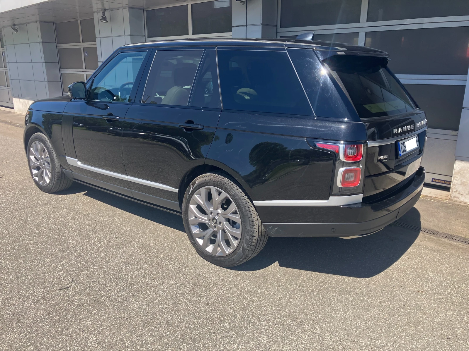 Land Rover Range rover P400 HSE Full, снимка 2 - Автомобили и джипове - 54912020