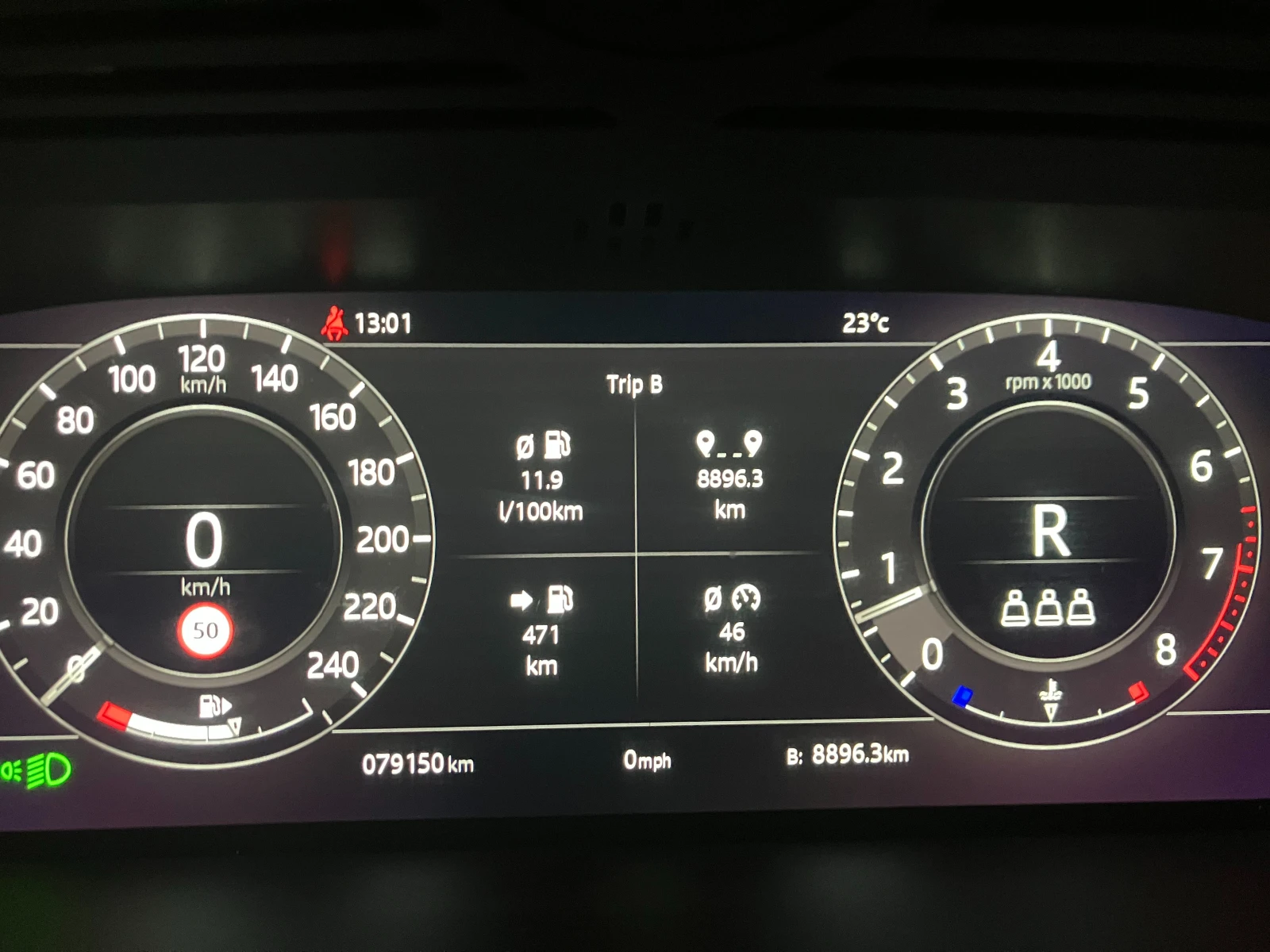 Land Rover Range rover P400 HSE Full, снимка 10 - Автомобили и джипове - 54912020