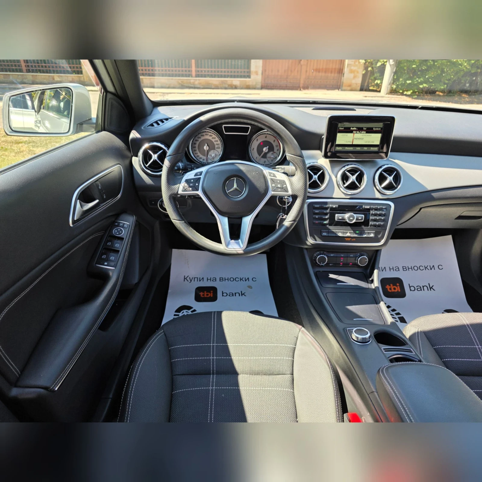 Mercedes-Benz GLA 220 CDI/4-MATIC/BI-XENON/PANORAMA/РЕАЛНИ КИЛОМЕТРИ/, снимка 7 - Автомобили и джипове - 55738973