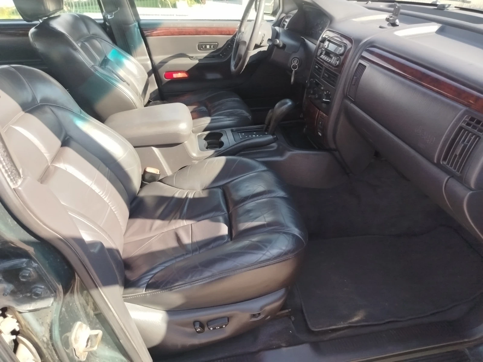 Jeep Grand cherokee, снимка 10 - Автомобили и джипове - 56152650