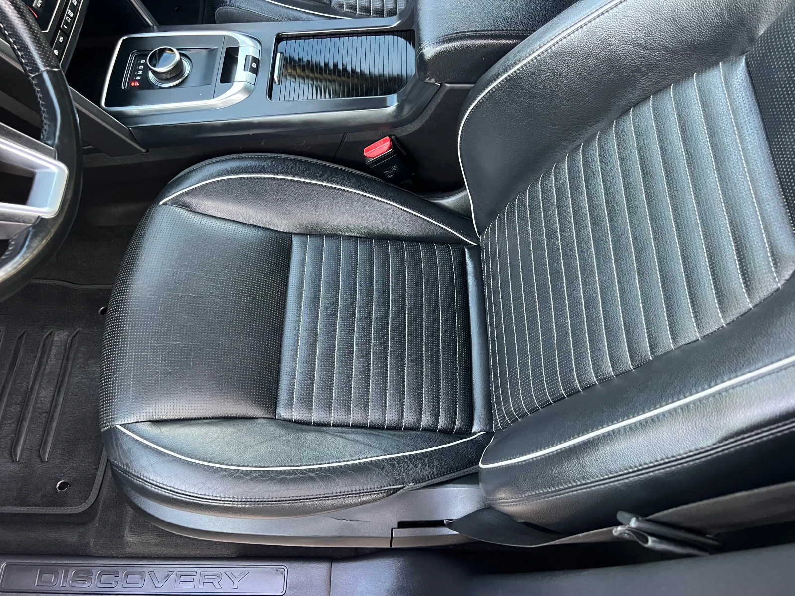 Land Rover Discovery Sport 2.0d FACE/4x4/LED/XENON/NAVI/KAMERA/PODGREV/KOJA, снимка 11 - Автомобили и джипове - 56247554