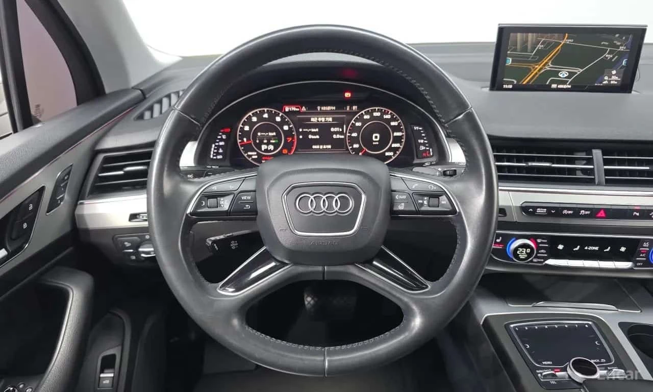 Audi Q7 45 TFSI Quattro* ПАНО* ДВА КЛЮЧА * ФИКСИРАНА ЦЕНА*, снимка 9 - Автомобили и джипове - 56314921