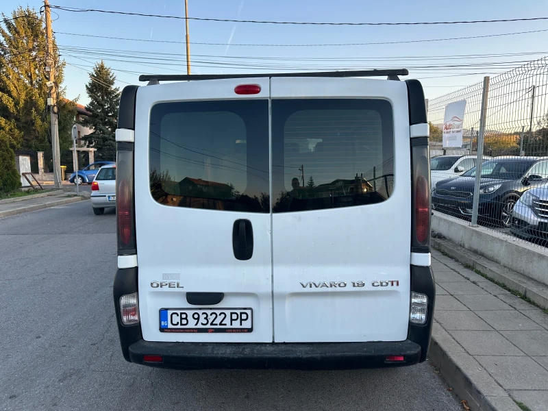 Opel Vivaro 1.9CDTI, снимка 4 - Бусове и автобуси - 47634006