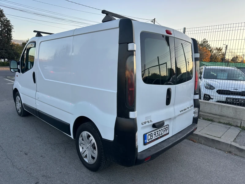 Opel Vivaro 1.9CDTI, снимка 6 - Бусове и автобуси - 47634006