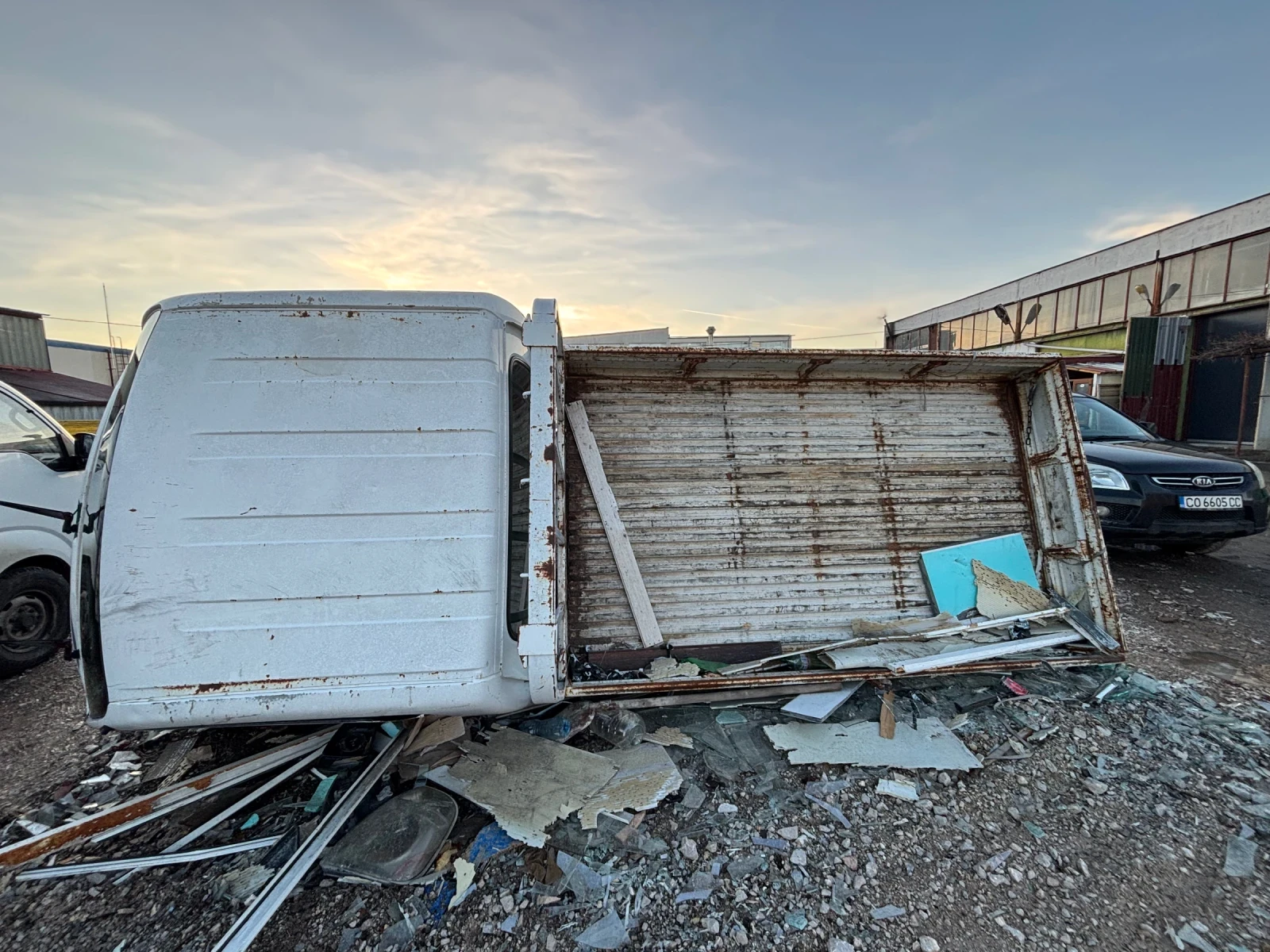 Kia Besta  - изображение 5