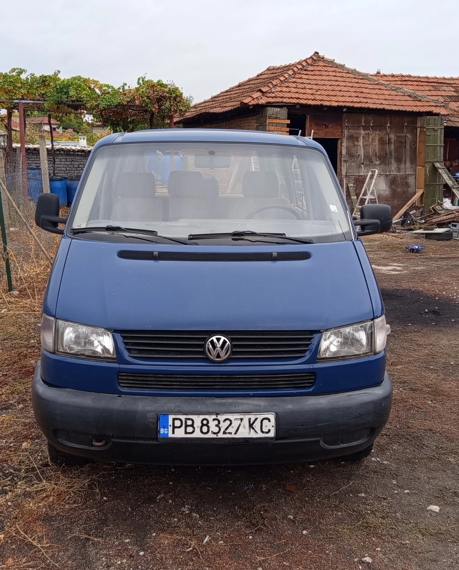 VW Caravelle