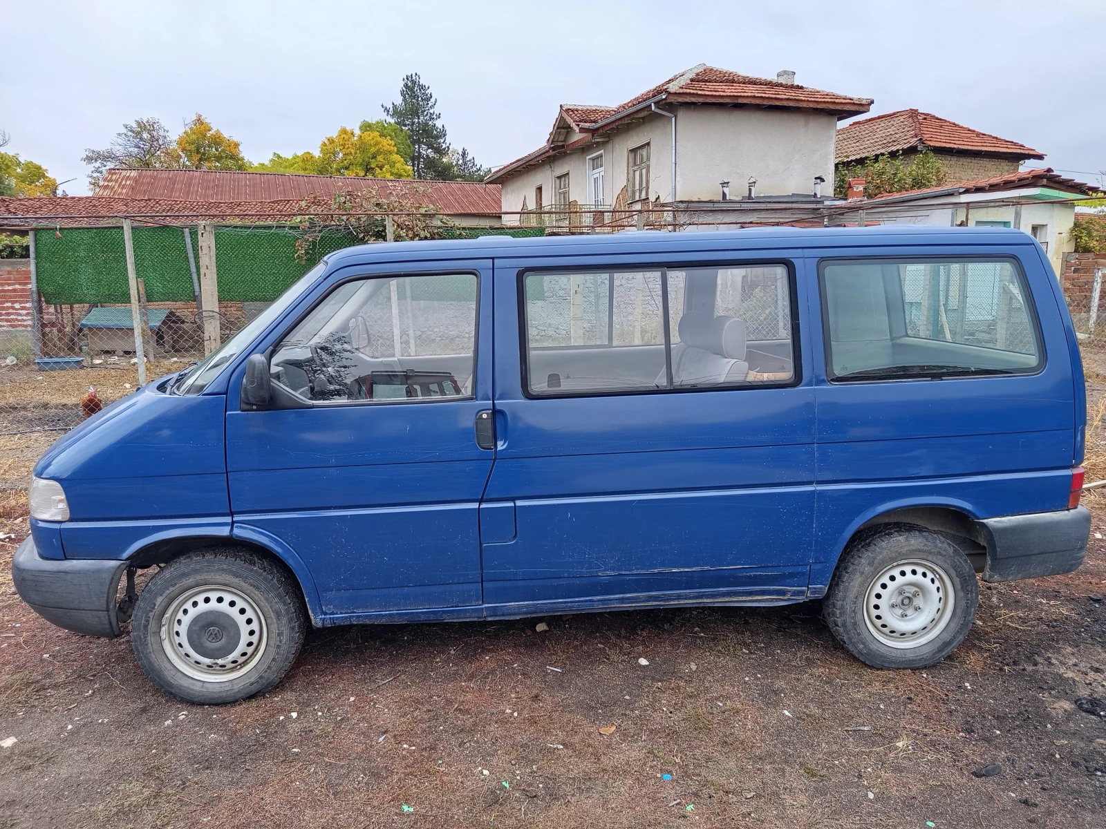 VW Caravelle, снимка 2 - Бусове и автобуси - 56475963