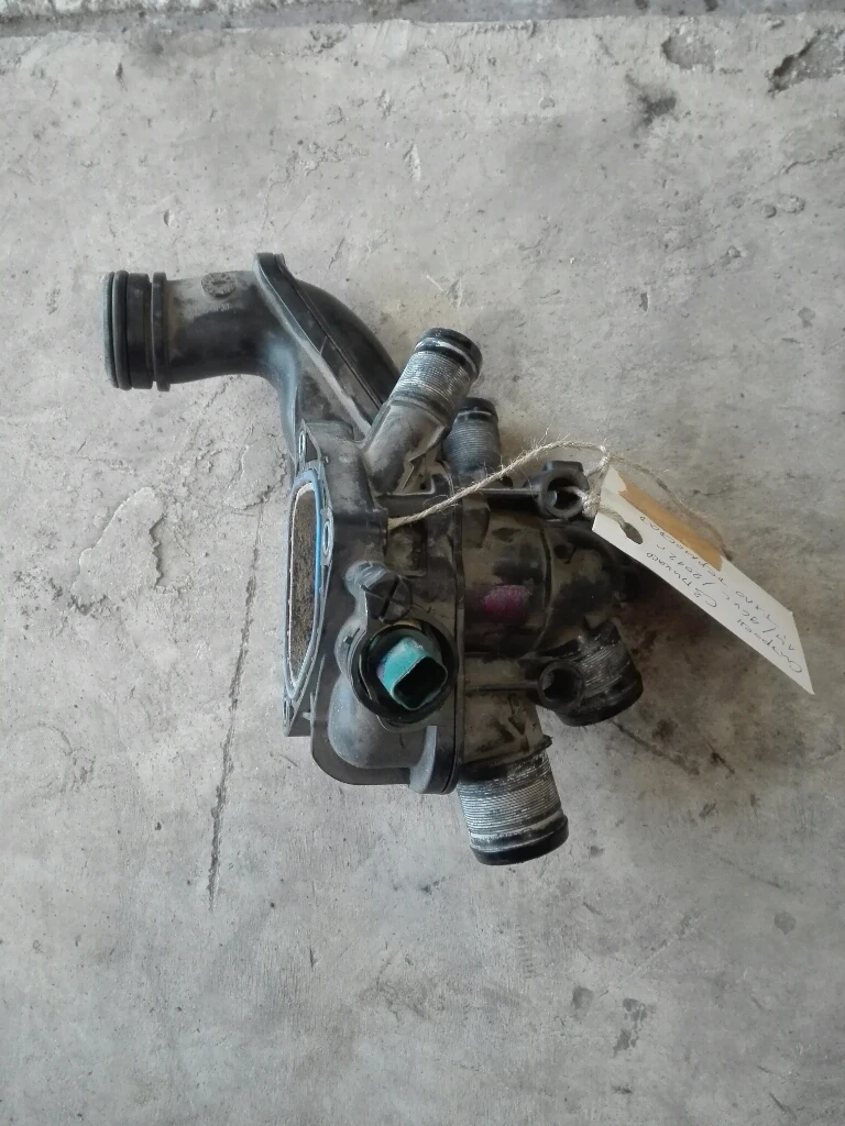 тяло термостат ситроен ц3 пикасо 1.4