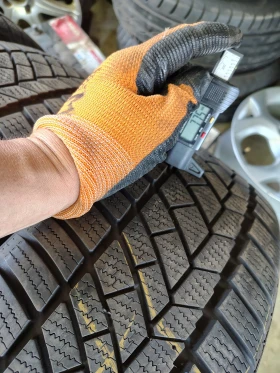 Гуми Зимни 205/55R17, снимка 4