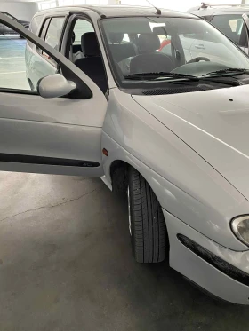 Renault Megane, снимка 4