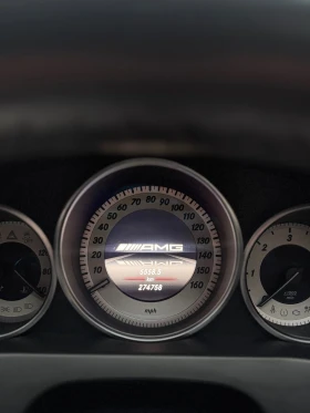 Mercedes-Benz E 220 AMG Sport Coupe, снимка 15
