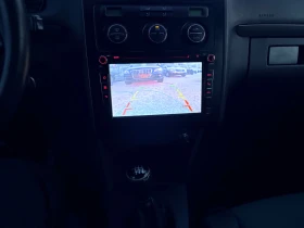 VW Touran 2.0 TDI 7 Местен Перфектен, снимка 16