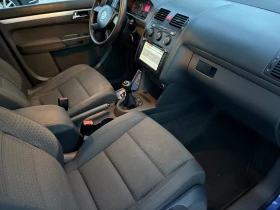 VW Touran 1.9 TDI 105 кс 7 Местен Перфектен, снимка 13