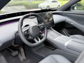 Xiaomi YU7 2025 Extended Range RWD Edition | Auto.bg — изображение 12
