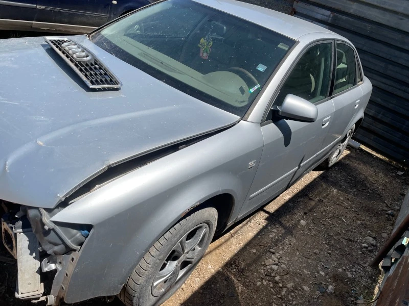 Audi A4, снимка 2 - Автомобили и джипове - 46469198