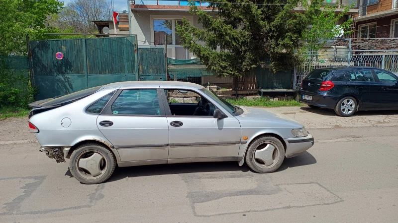 Saab 900 2.0i , снимка 3 - Автомобили и джипове - 46722921