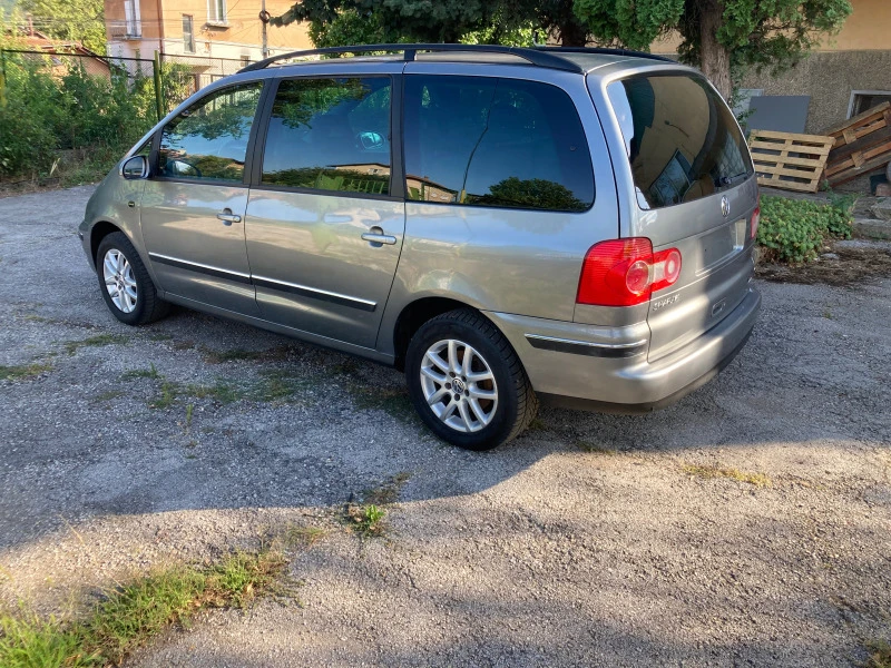 VW Sharan 2.8I Швейцария, снимка 5 - Автомобили и джипове - 47584995