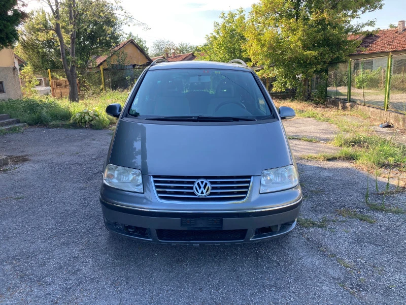 VW Sharan 2.8I Швейцария, снимка 6 - Автомобили и джипове - 47584995