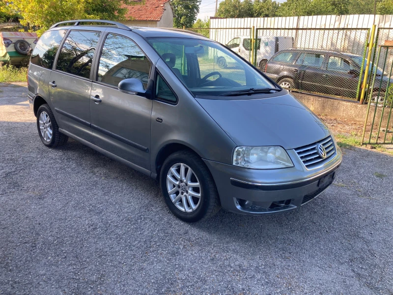 VW Sharan 2.8I Швейцария, снимка 1 - Автомобили и джипове - 47584995