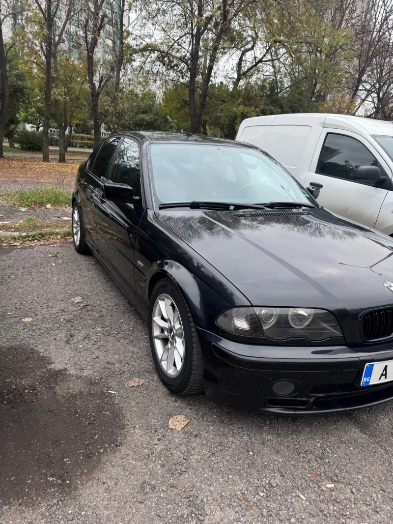 BMW 320, снимка 1 - Автомобили и джипове - 48005409