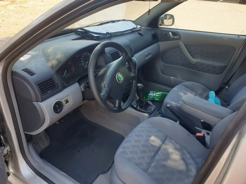 Skoda Octavia 1.9 tdi, снимка 5 - Автомобили и джипове - 52970455