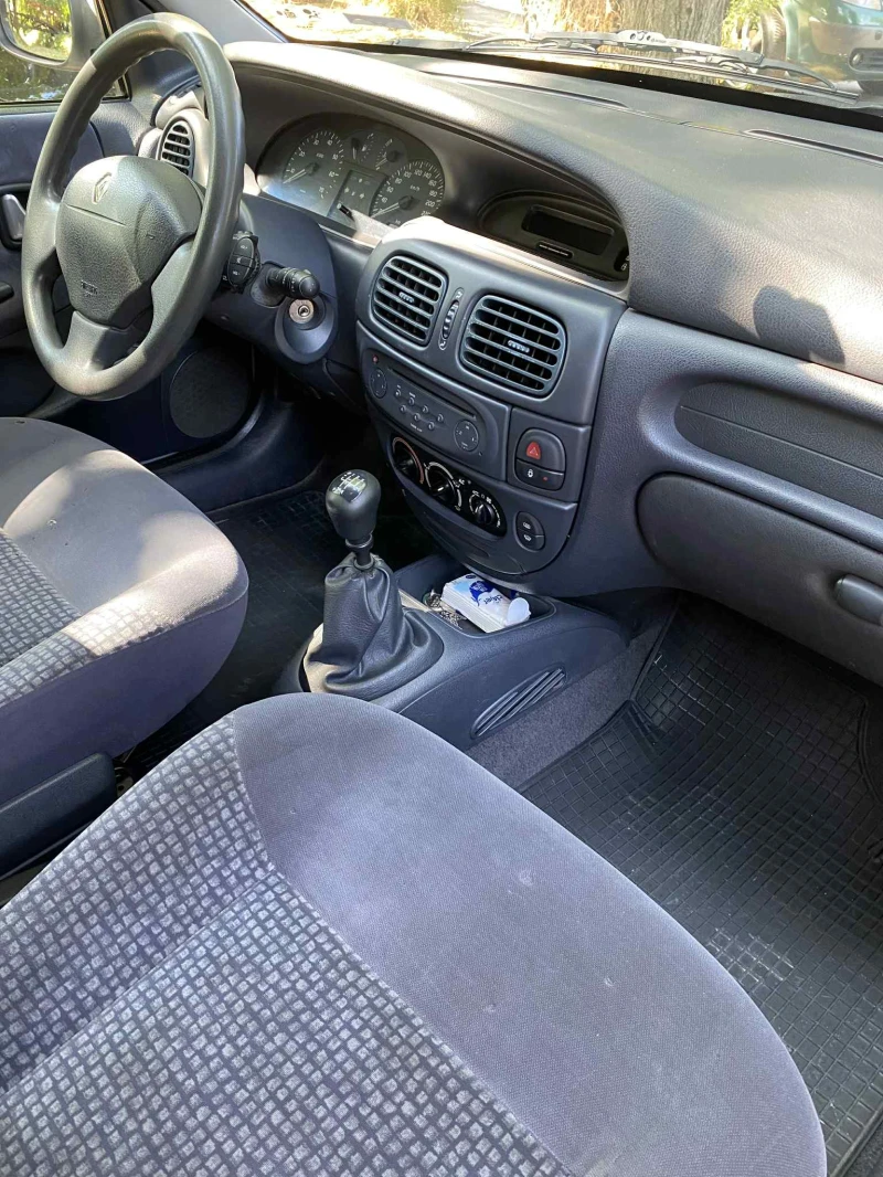 Renault Megane, снимка 7 - Автомобили и джипове - 51830908