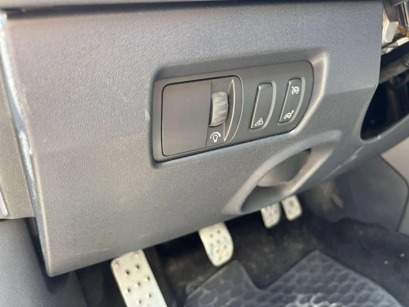 Renault Megane Sport GT, снимка 10 - Автомобили и джипове - 51704536