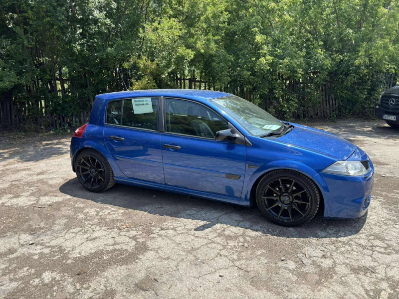 Renault Megane Sport GT, снимка 4 - Автомобили и джипове - 51704536