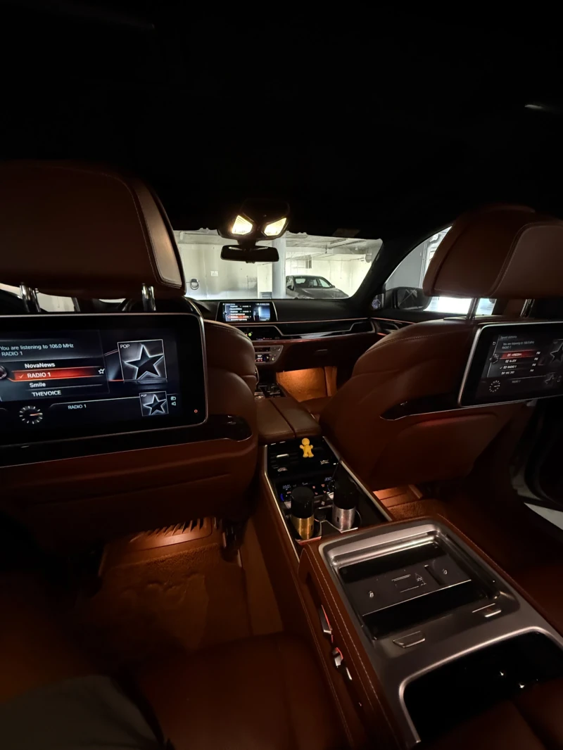 BMW 760 M760iL xDrive/LASER/Night/Sky Loung/Bowers&Wilkins, снимка 12 - Автомобили и джипове - 51909476