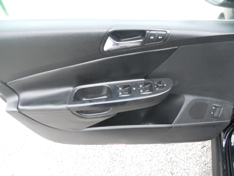 VW Passat 2.0TDI HIGHLINE 140 КОНСКИ СИЛИ, снимка 10 - Автомобили и джипове - 52583972