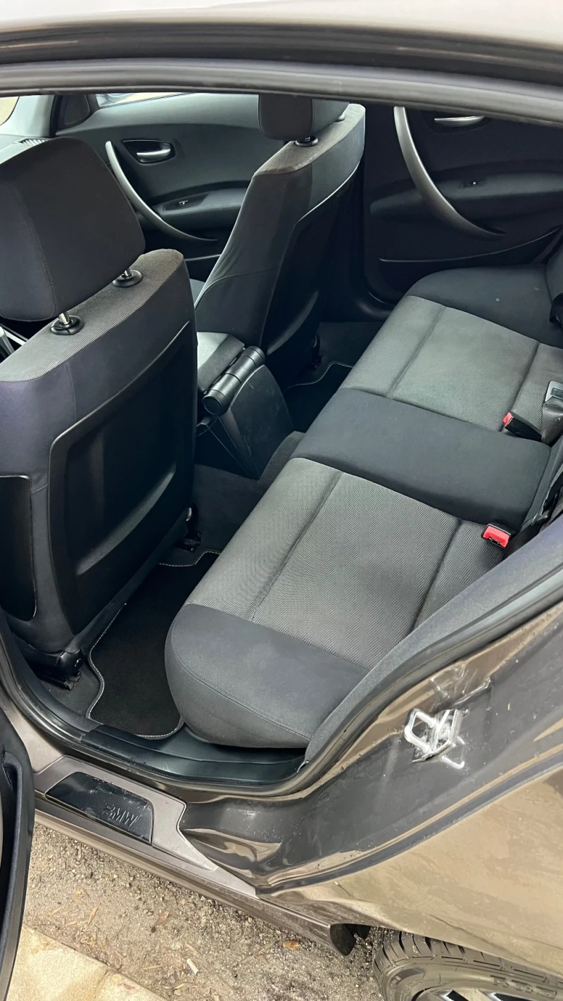 BMW 118 D, снимка 7 - Автомобили и джипове - 53225458