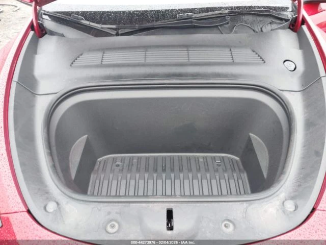 Tesla Model Y Performance Dual Motor AWD | Цена до България, снимка 14 - Автомобили и джипове - 53778414