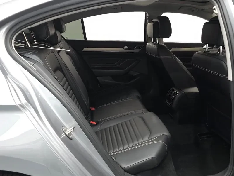 VW Passat 2.0 TDI PRESTIGE, снимка 11 - Автомобили и джипове - 55207649