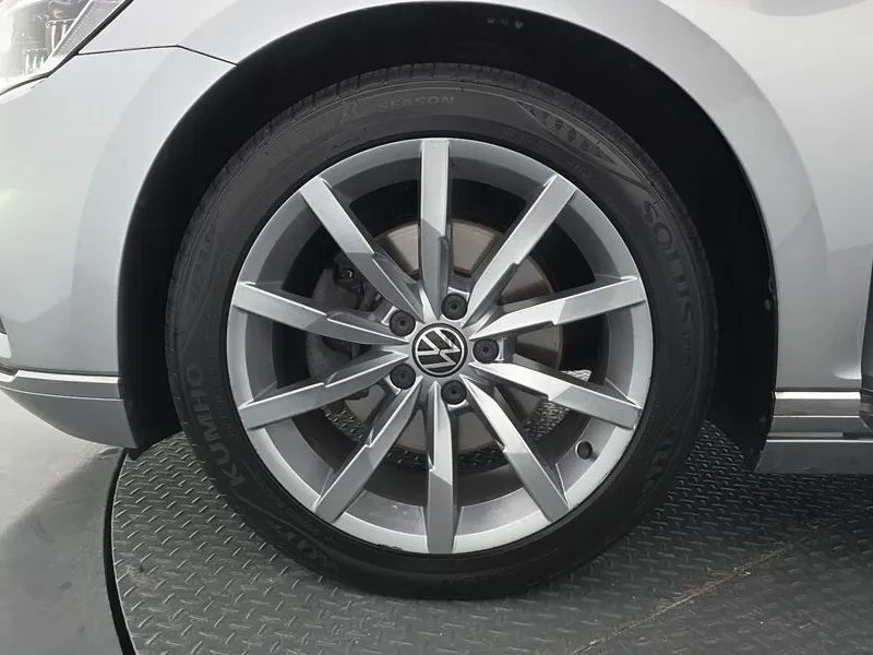 VW Passat 2.0 TDI PRESTIGE, снимка 5 - Автомобили и джипове - 55207649