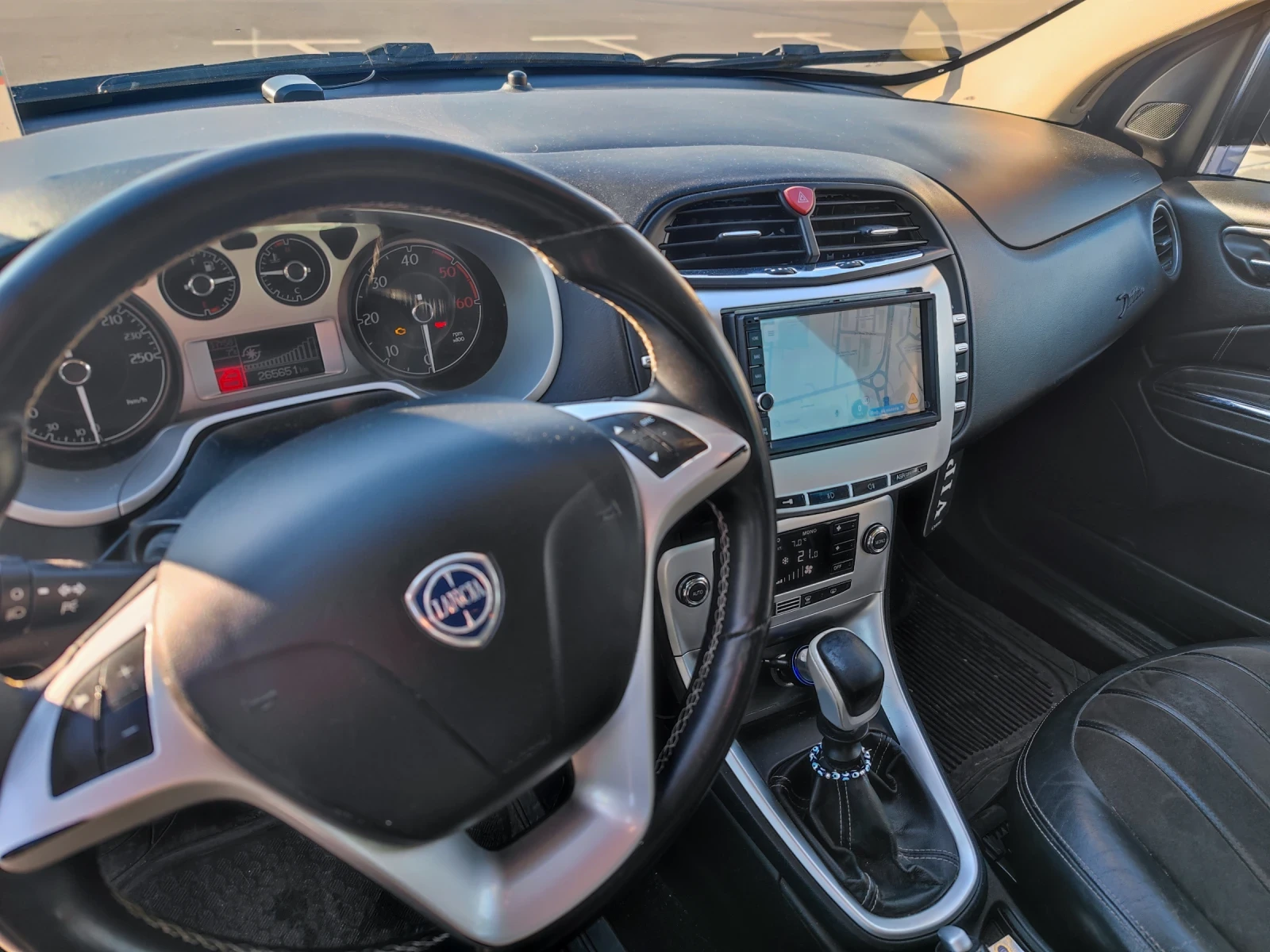 Lancia Delta III 1.9 Multijet Twin Turbo - изображение 9