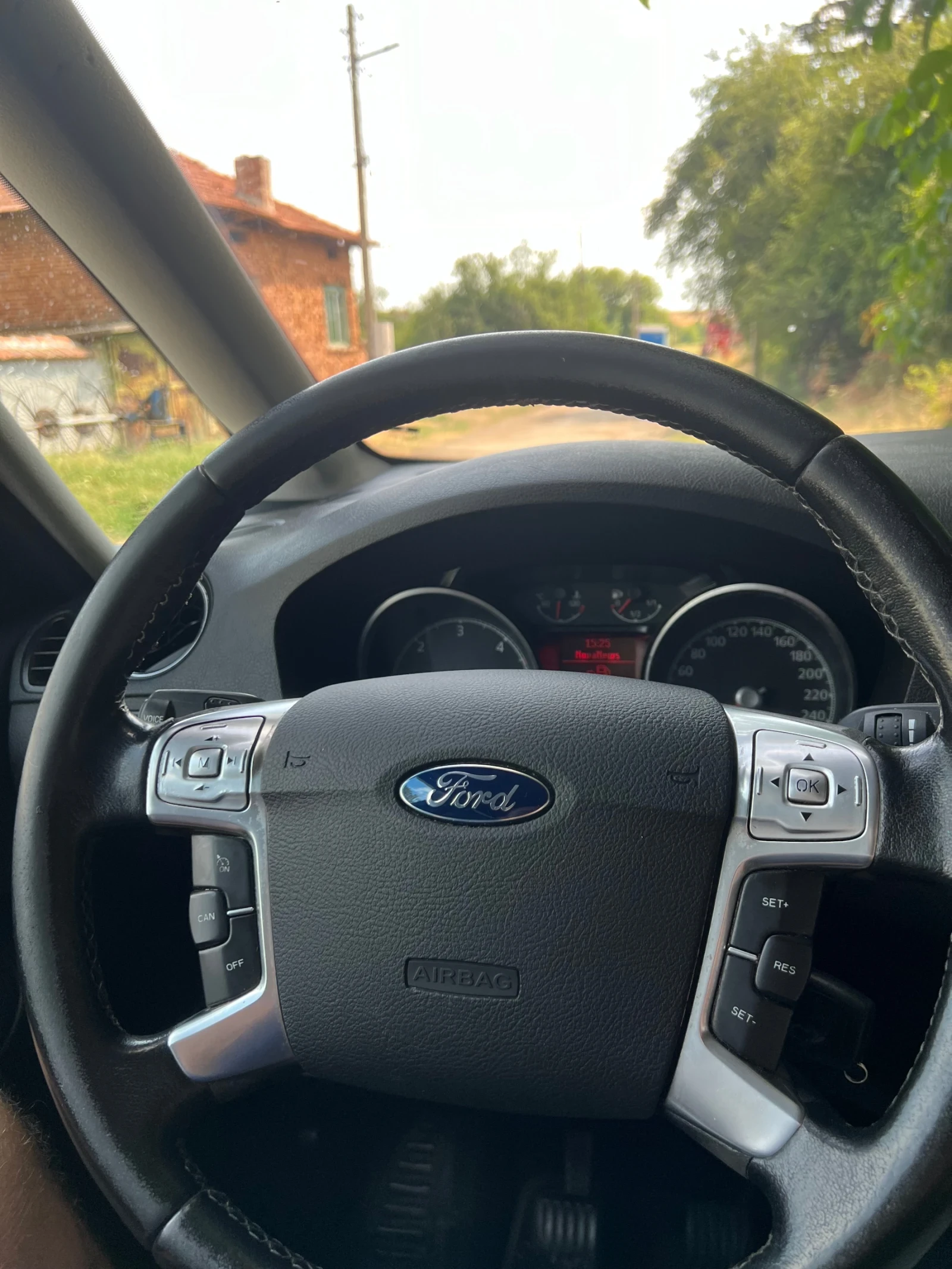 Ford Galaxy 2.0 - изображение 10