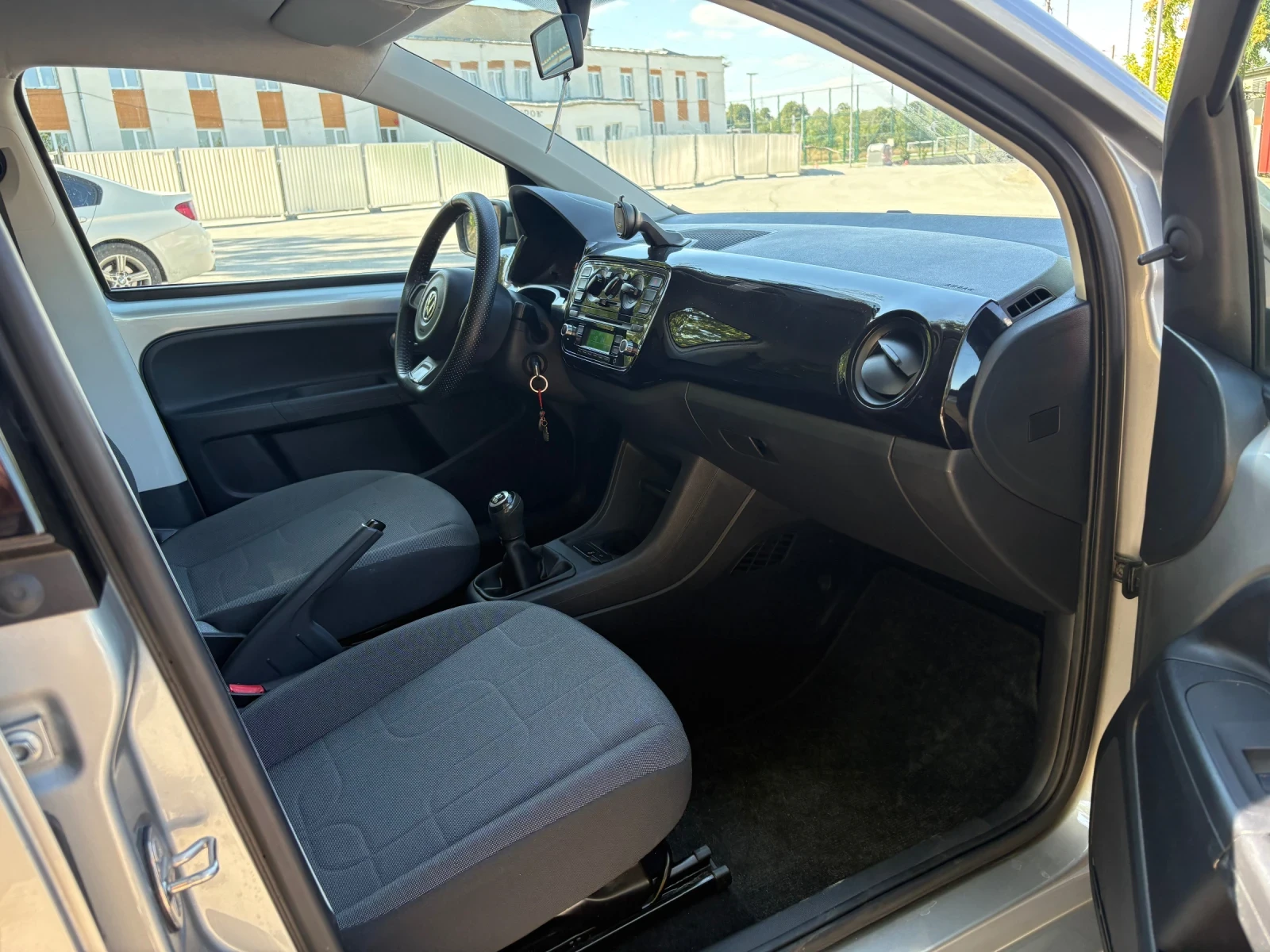 VW Up  - изображение 9
