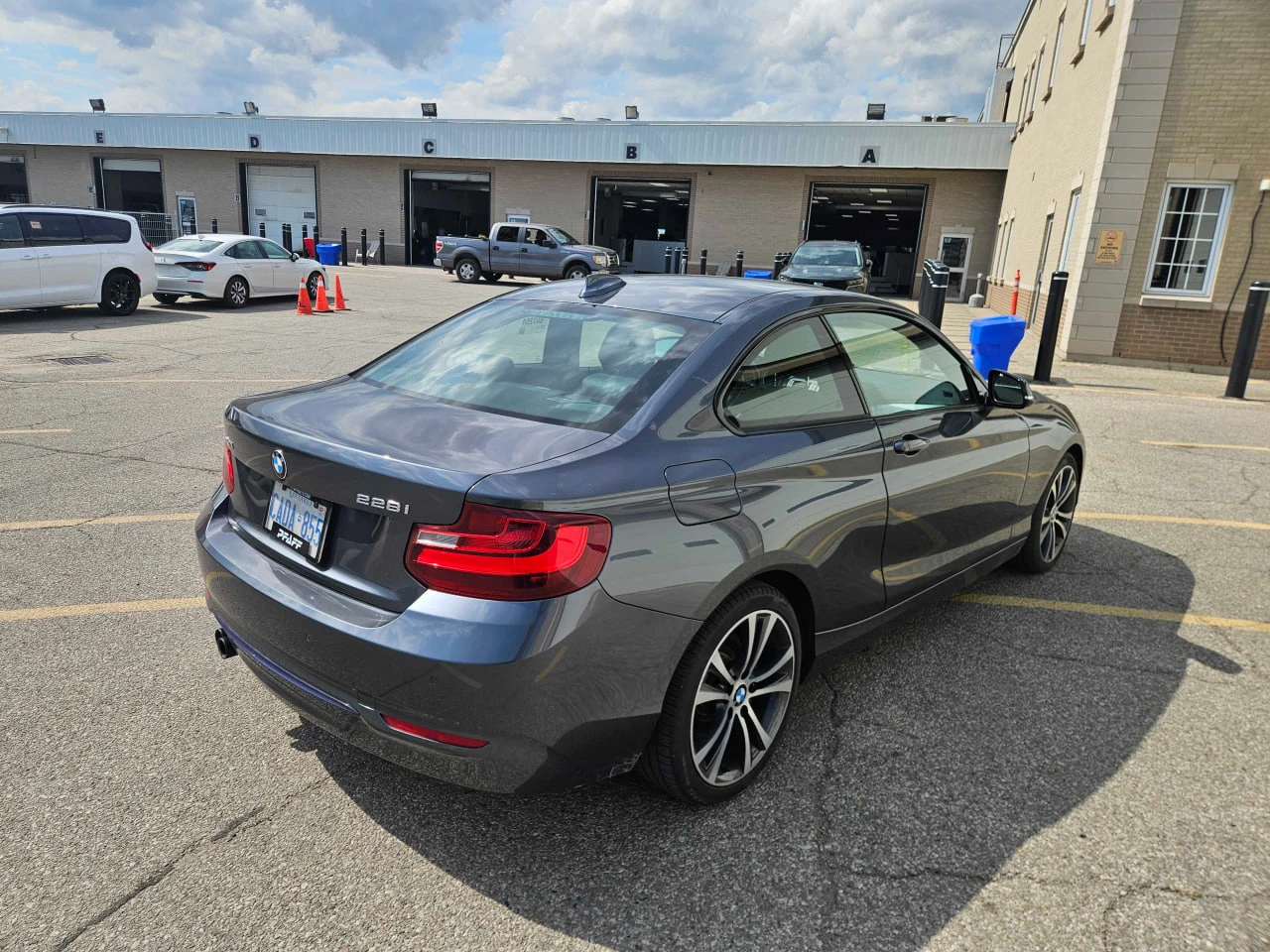 BMW 228 * CARFAX * АВТО КРЕДИТ * ЦЕНА ДО БГ! - изображение 4