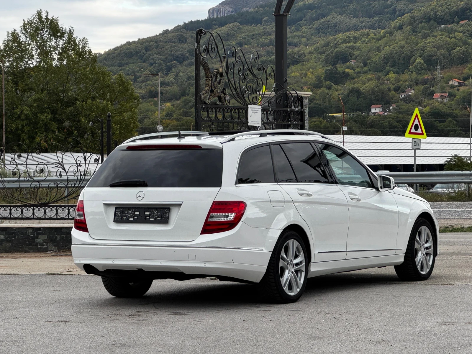 Mercedes-Benz C 180 FACE АВТОМАТ - изображение 4