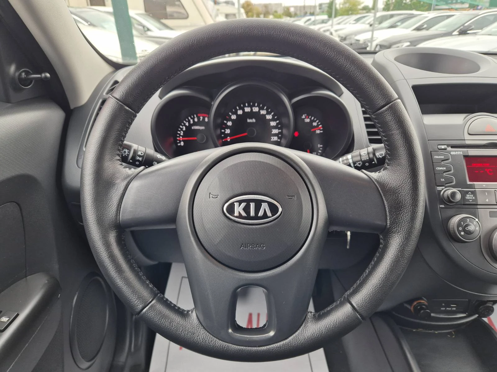 Kia Soul 1.6i-160000км - изображение 8