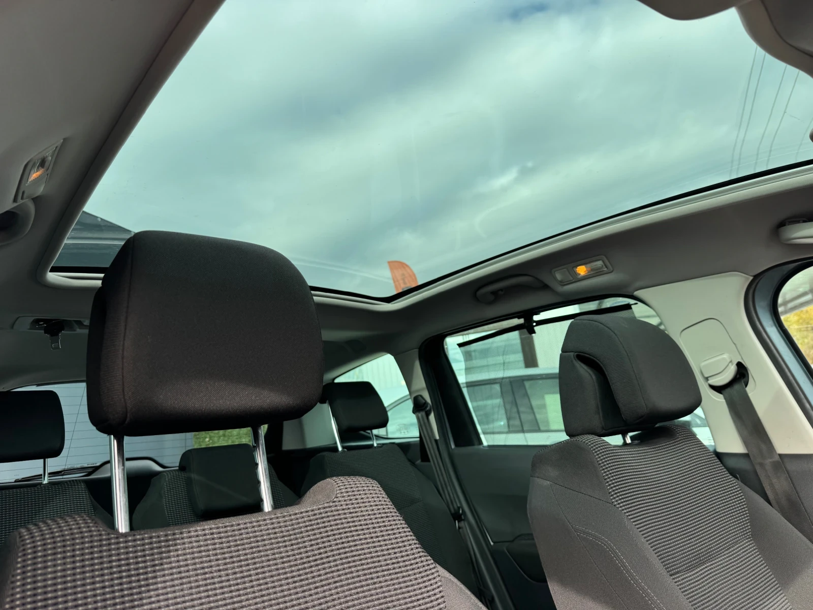 Peugeot 5008 2.0HDI EXCLUSIVE     | Mobile.bg   9