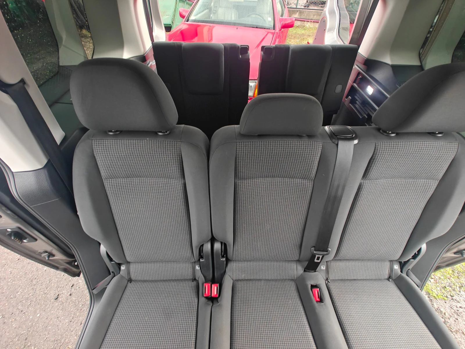 VW Caddy 2.0 TDI 6+ 1 | Mobile.bg � ����������� 12