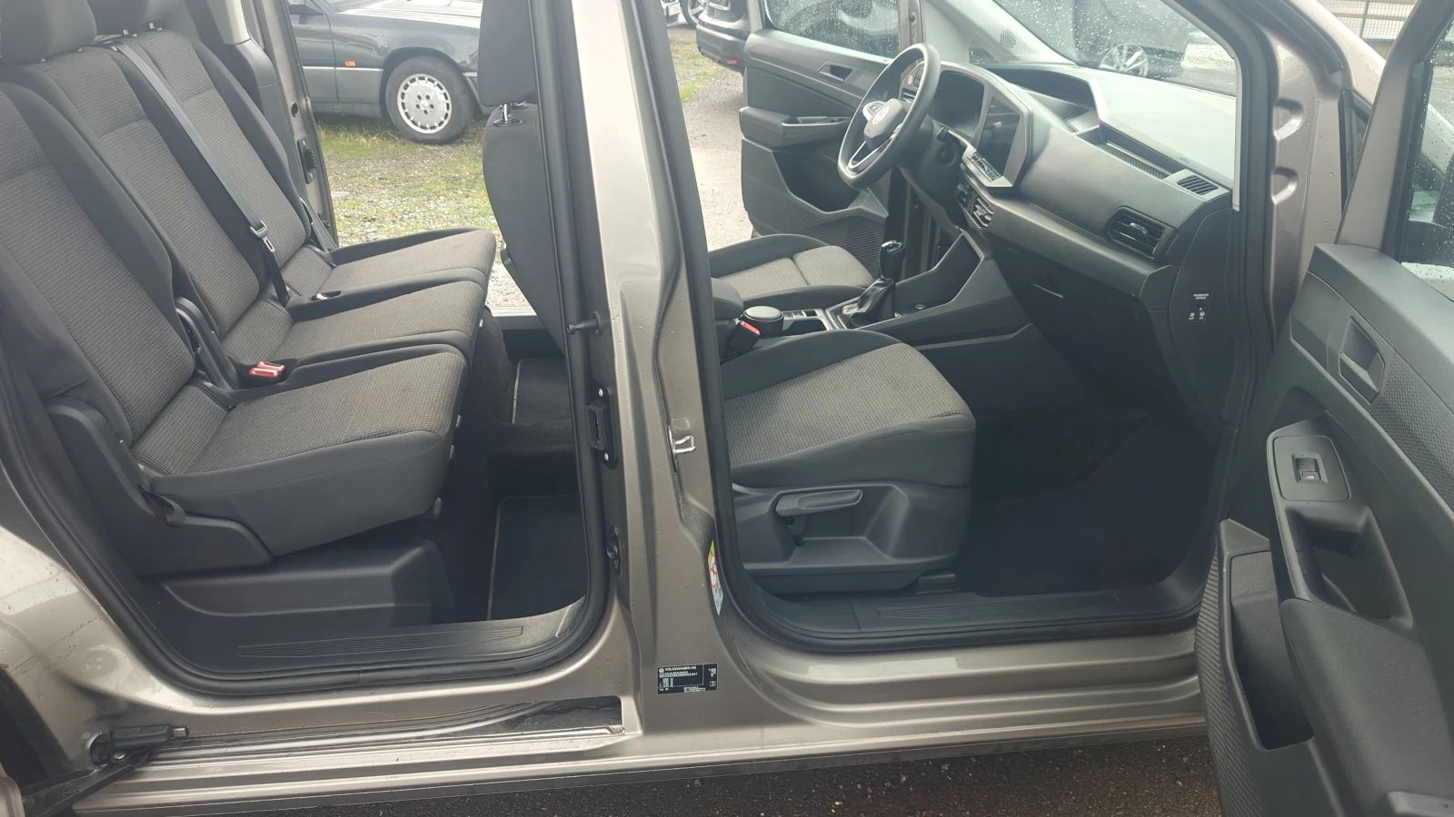 VW Caddy 2.0 TDI 6+ 1 - изображение 10