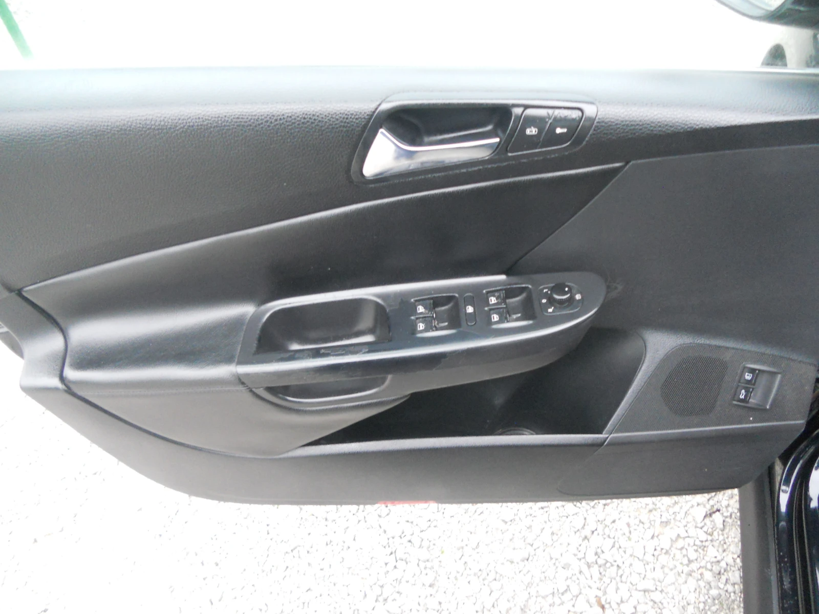 VW Passat 2.0TDI HIGHLINE 140 КОНСКИ СИЛИ - изображение 10