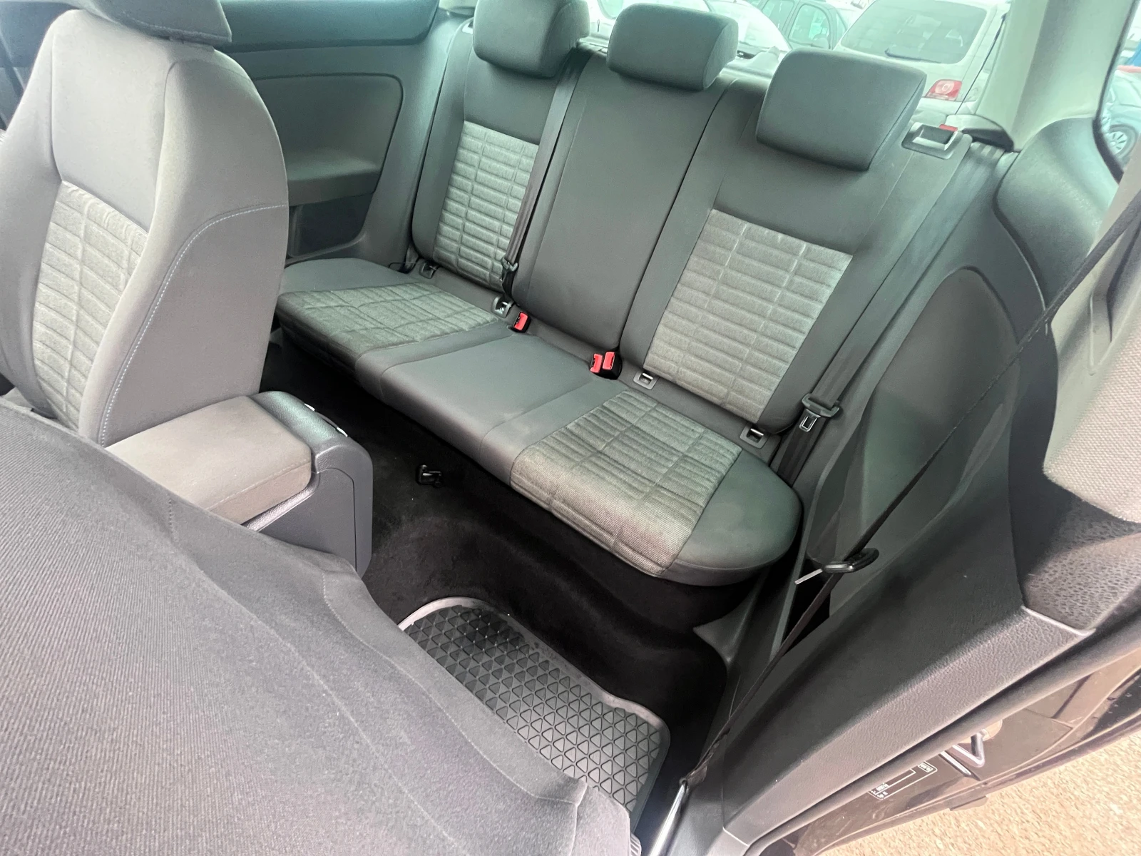 VW Golf 1.9TDI 105�.� 6 �������� | Mobile.bg � ����������� 12