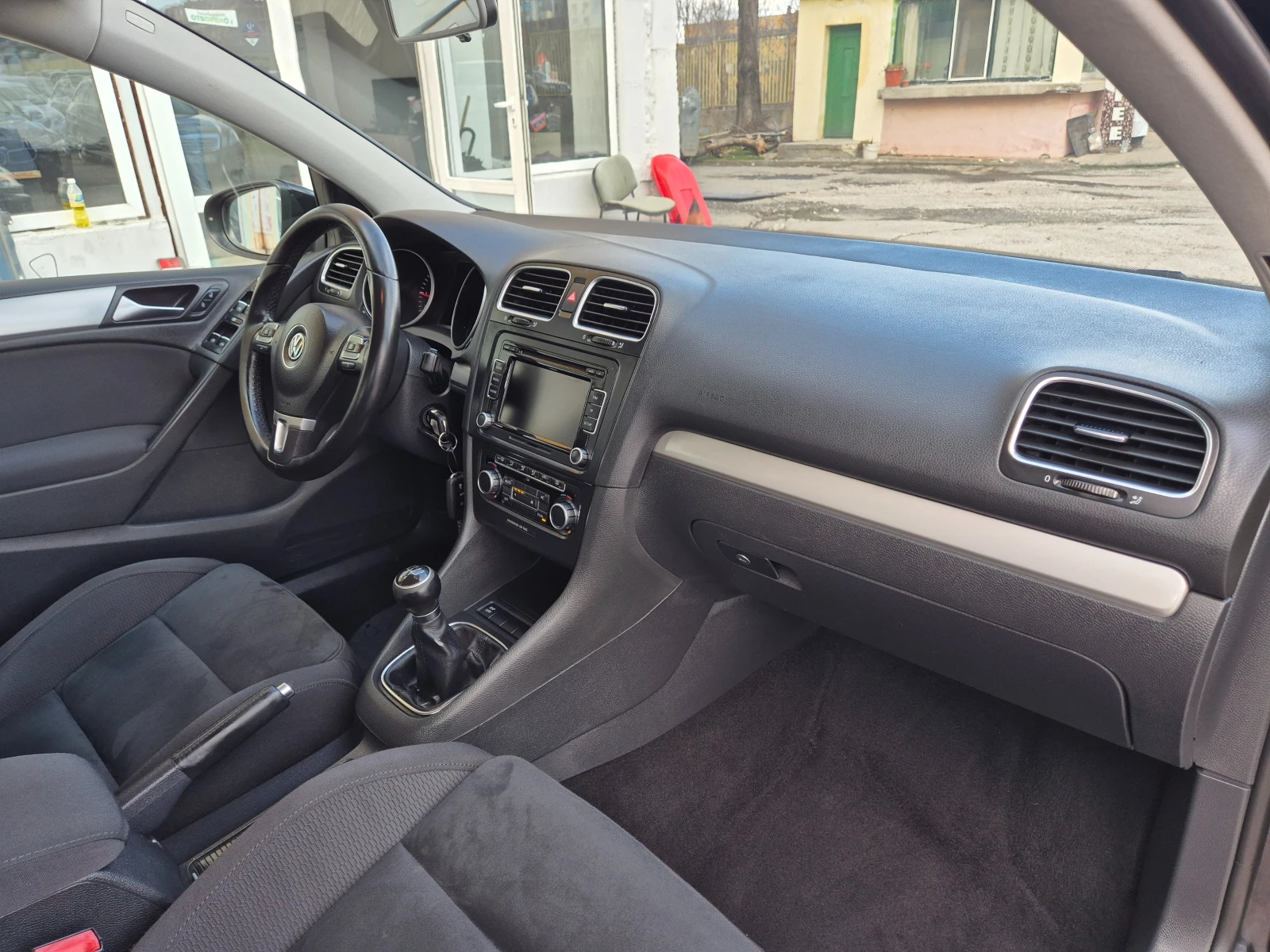 VW Golf 1.6TDI 105�.�. ITALY | Mobile.bg � ����������� 14