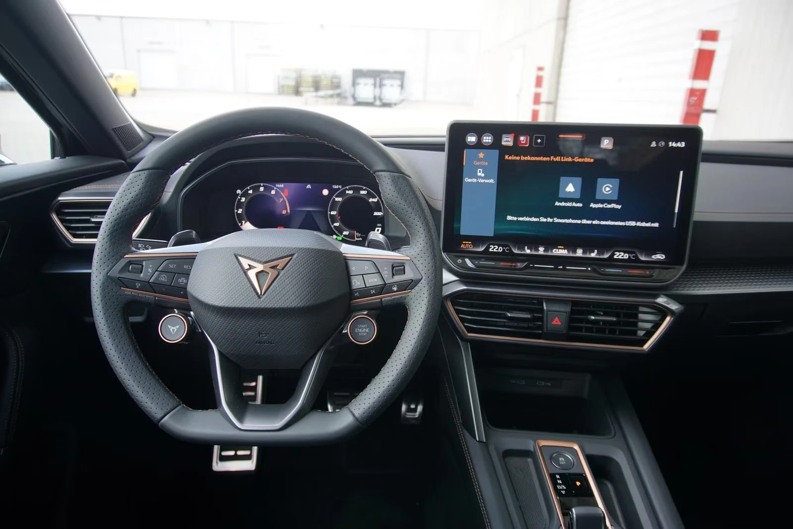 Cupra Formentor 2.0TSI/333HP/4DRIVE/VZ/PANO/CAM/MEMO/NAVI/941g, снимка 10 - Автомобили и джипове - 53894736