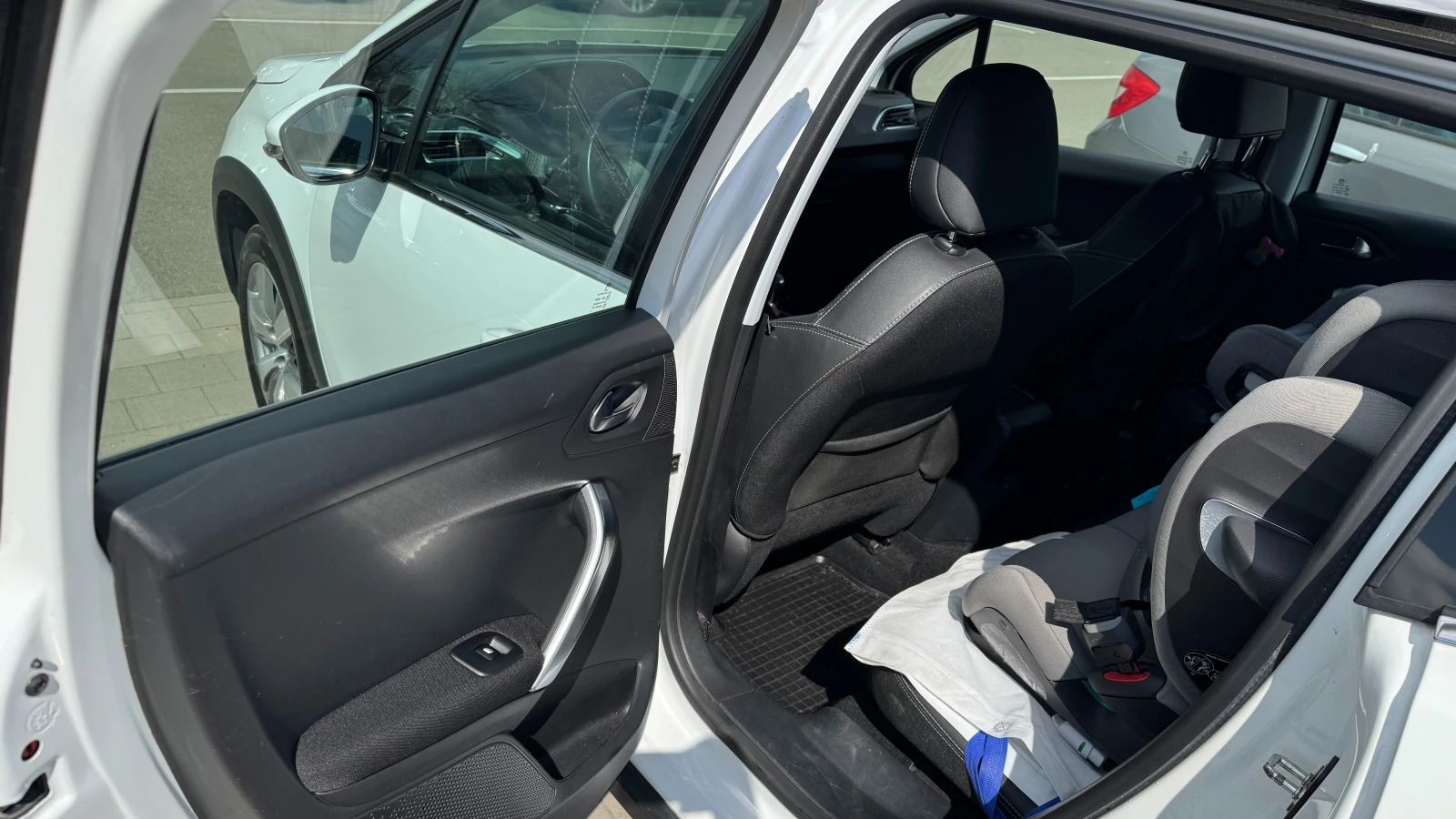 Peugeot 2008 1.5HDI ���������, PDC, Full LED, NAVI | Mobile.bg � ����������� 11