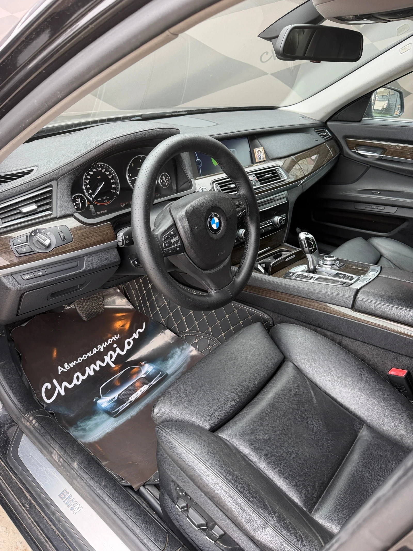 BMW 730 Бартер лизинг, снимка 16 - Автомобили и джипове - 54287153